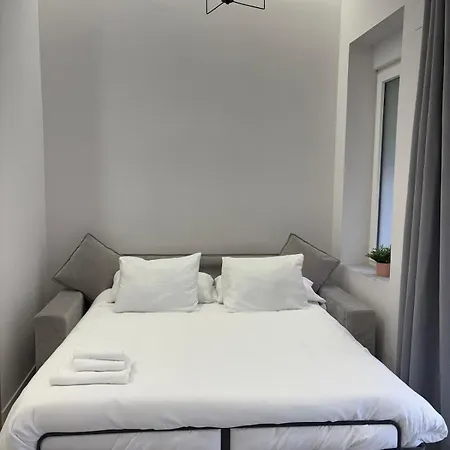 Centric Loft Near Arts & Science Апартаменты